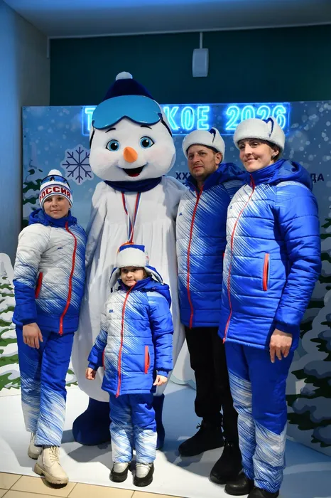 photo_5240251227071779691_w