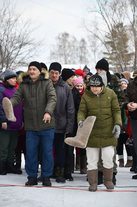 photo_5242238594338984955_w