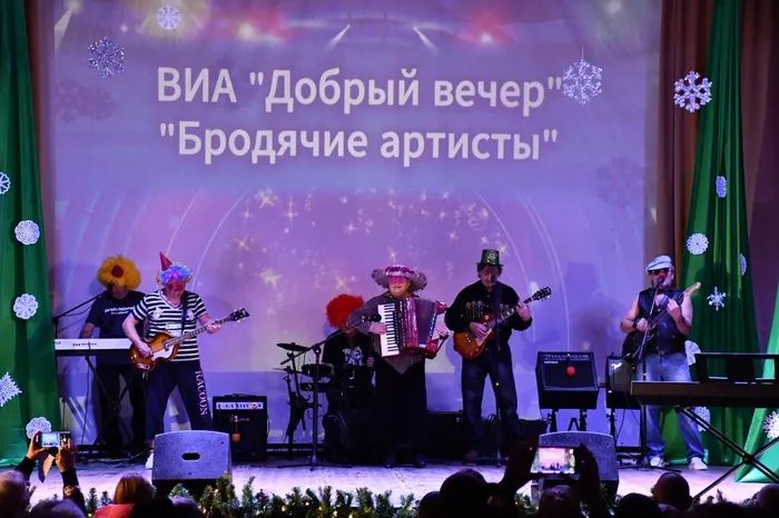 photo_5375438019952840260_w