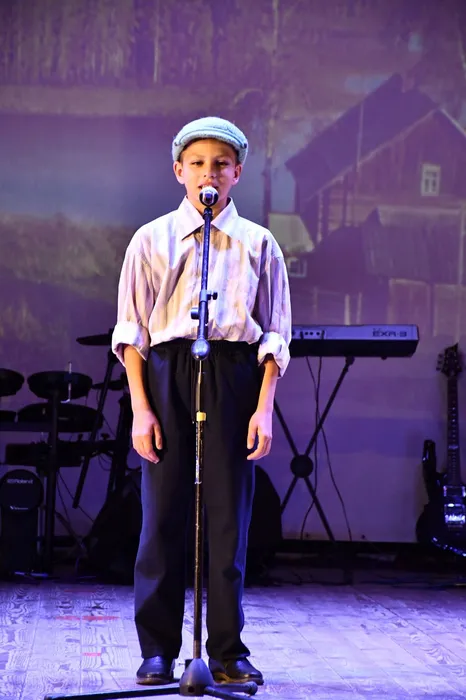 photo_5402604147657800509_w