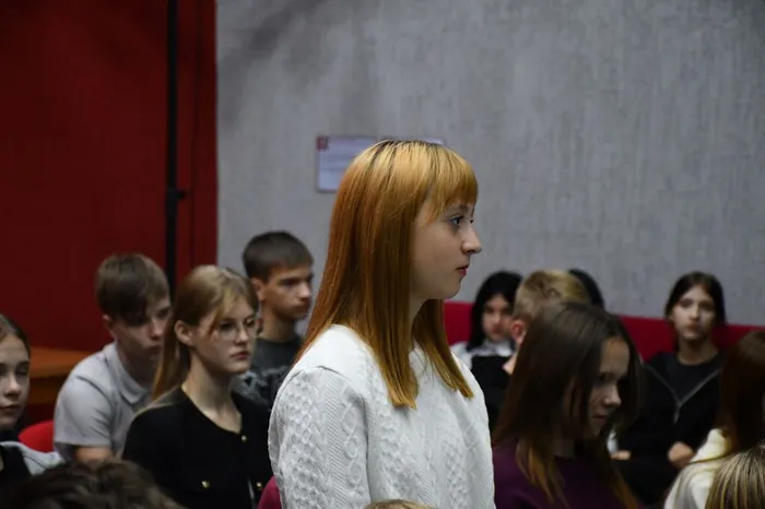 photo_5402604147657800574_w