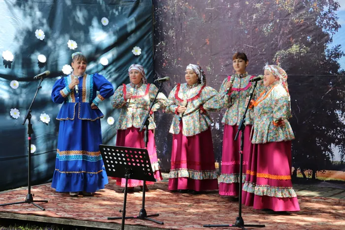 ансамбль казачьей песни Вольница.JPG