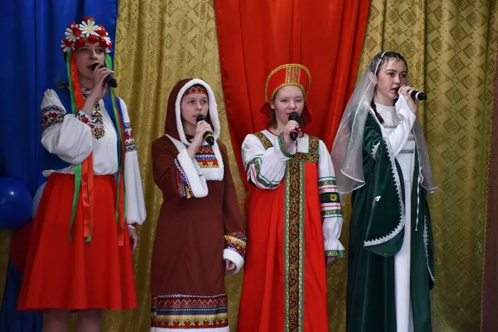 Единством сильна Россия-06