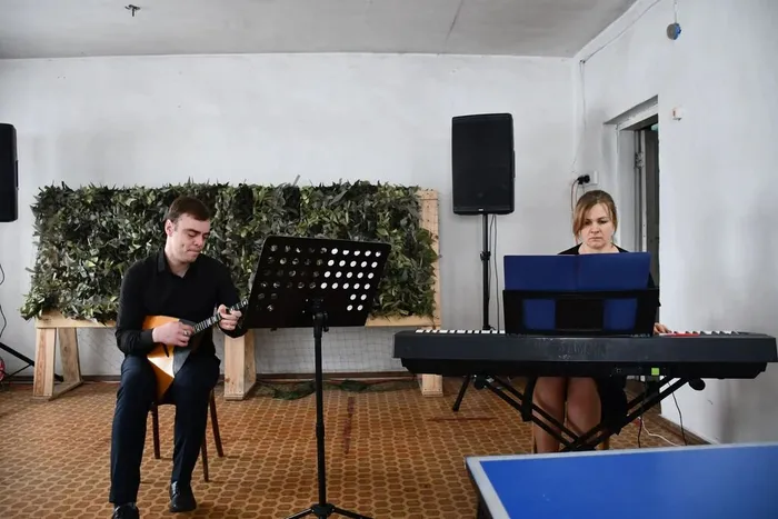 a8753504-4726-40db-9413-02cf2a5af380