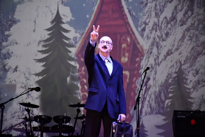 photo_5375438019952840263_w