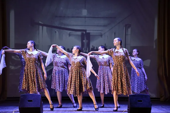 photo_5460654234144542216_w