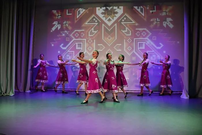 0b5c6798-9ce3-472d-9b0a-280278abe368